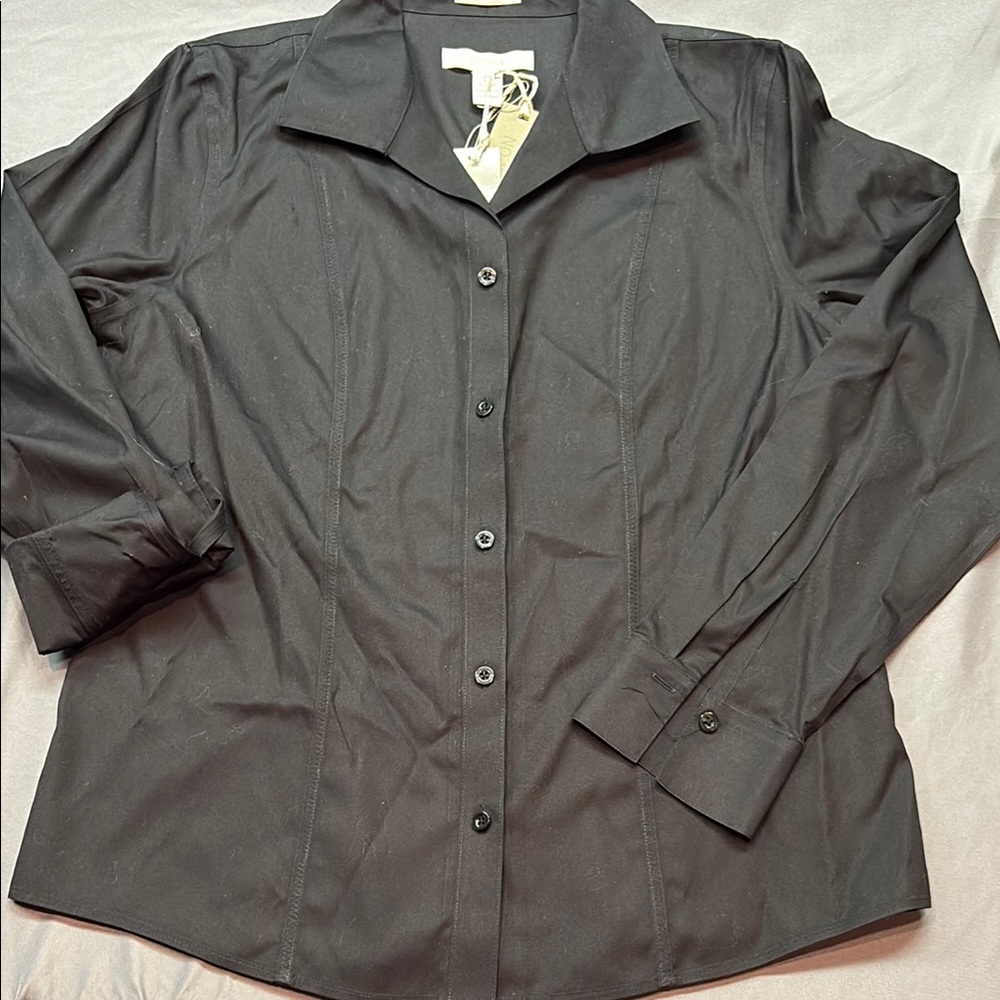 Chico's Classic Chic NWT Black Tailored‎ Fit No Iron Button-Down Shirt (0) US Sm